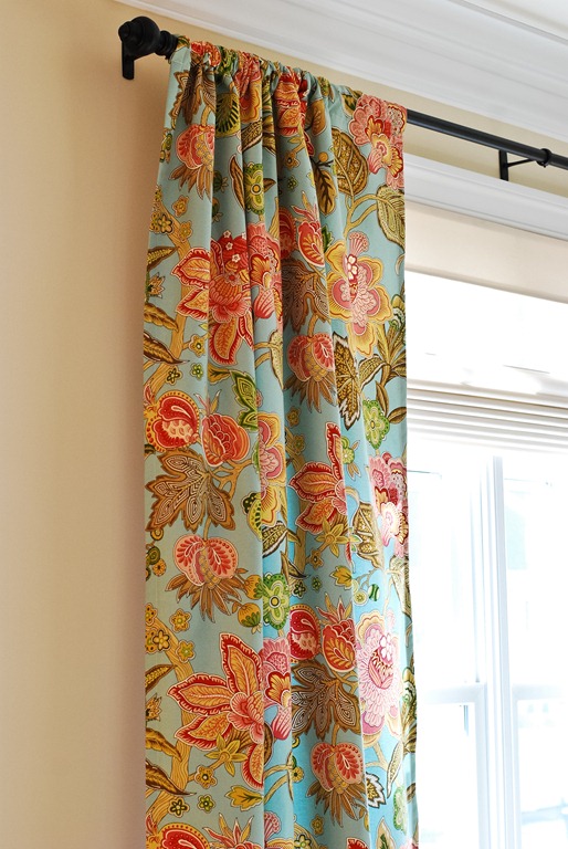 Decorella How to Make Curtains from a Bed Sheet